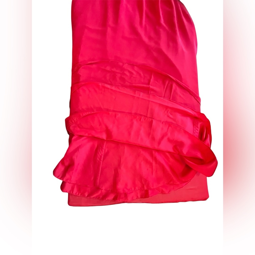 Chic Backless Red Dress - image 6